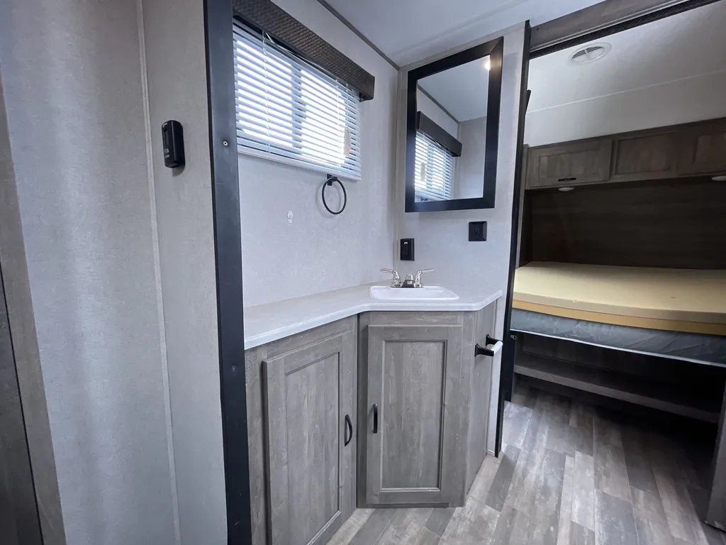 2021 Forest River Vibe 28BH, Photos photo 18