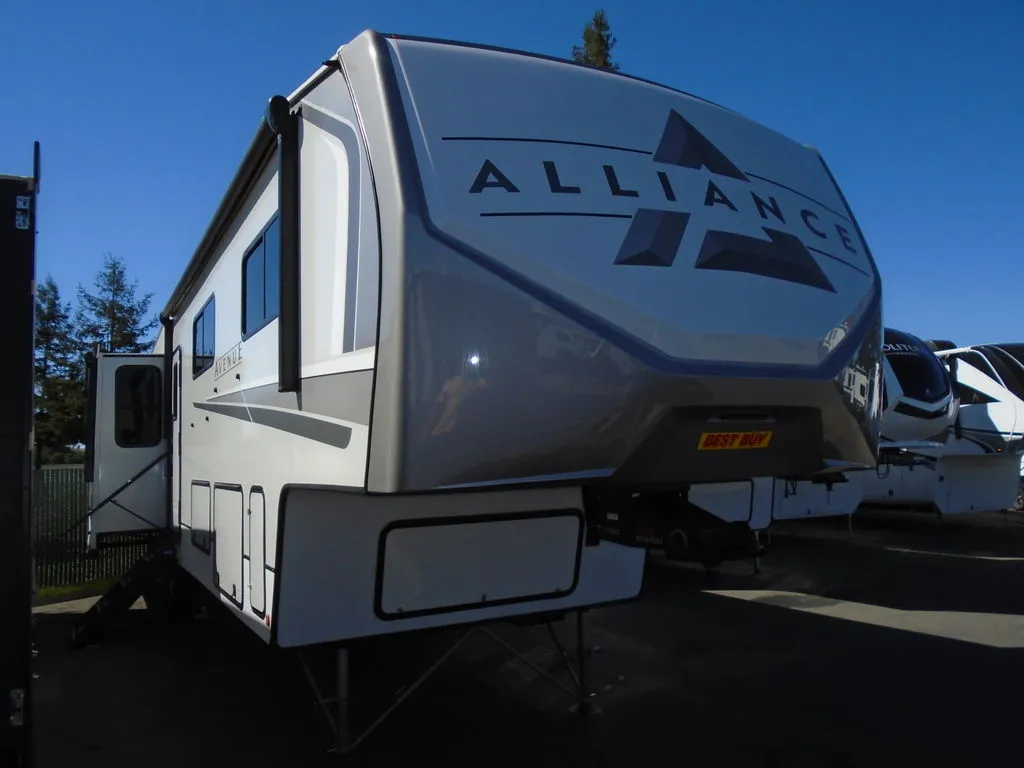 2024 Alliance RV Avenue 37MBR - Photo 3