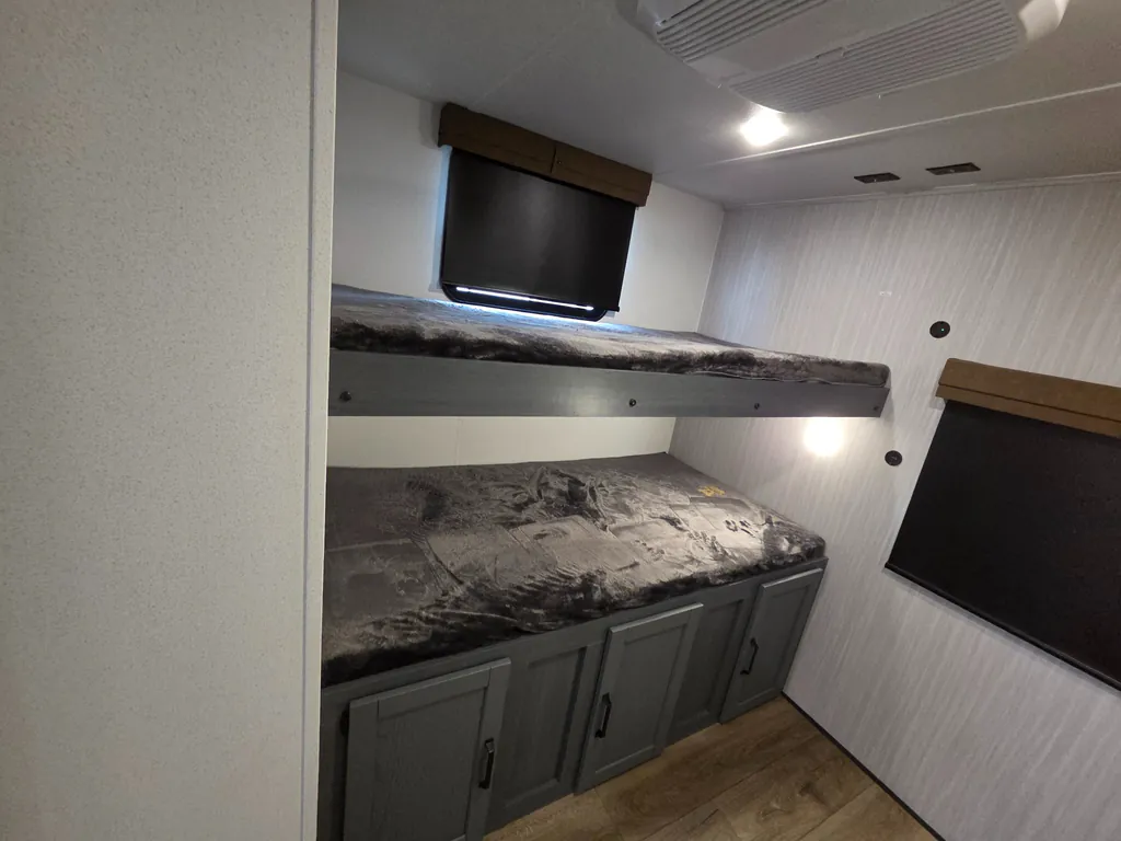 2027 Forest River Puma 32BHQS, Photos photo 14