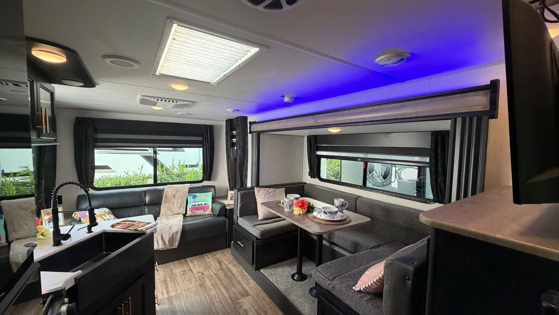 2022 Forest River Cherokee Grey Wolf 23MK — Photo 6