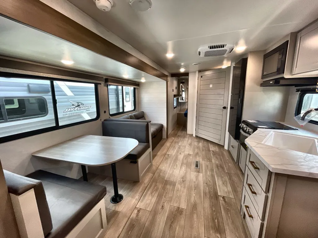 2027 Jayco Jay Flight 263BHSW - Photo 3