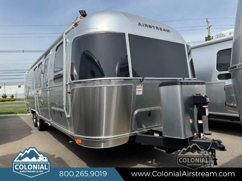 2026 Airstream Flying Cloud 30FBB BUNK - Photo 2