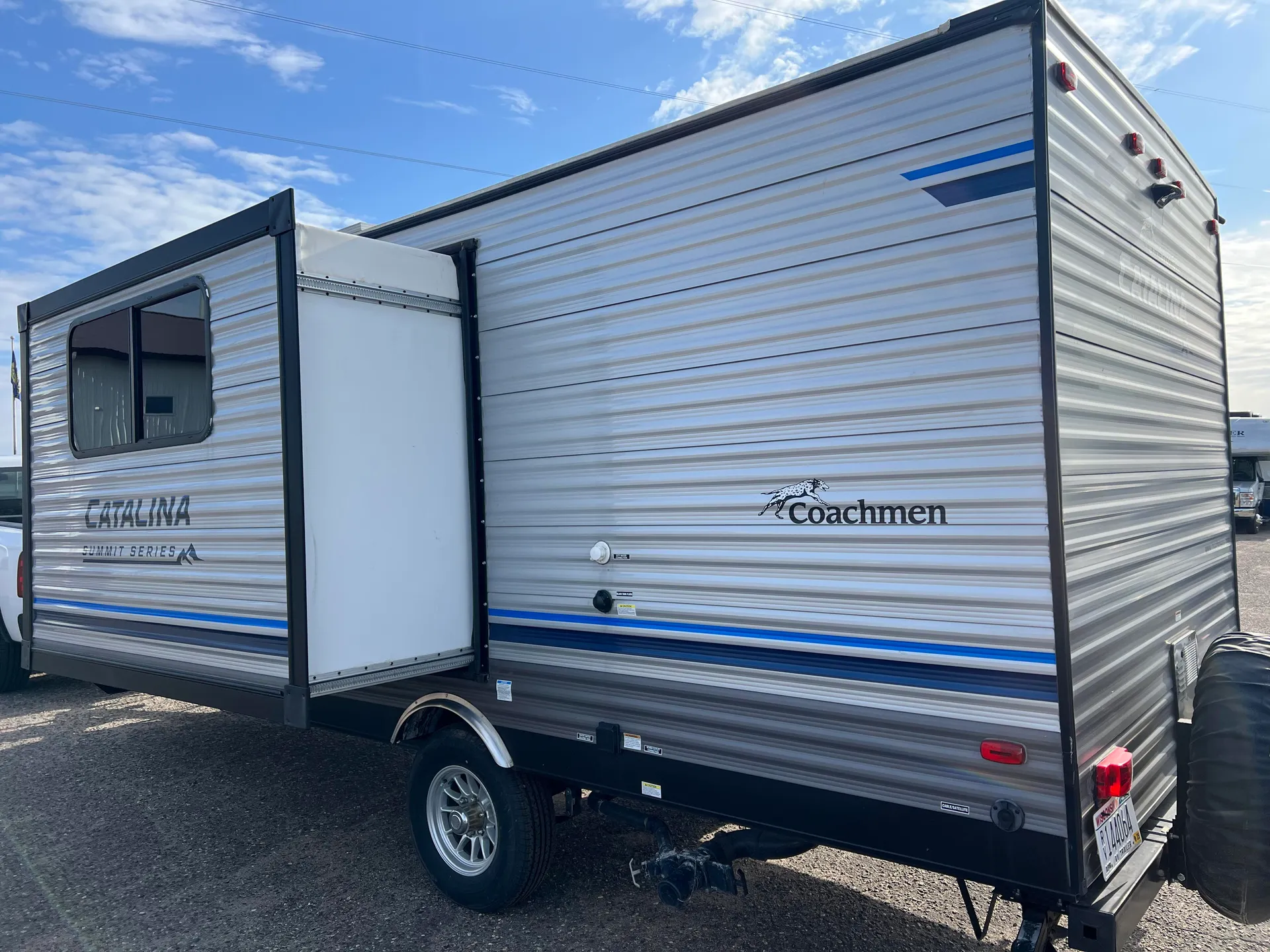 2022 Coachmen Catalina Summit 184BHS - Photo 3