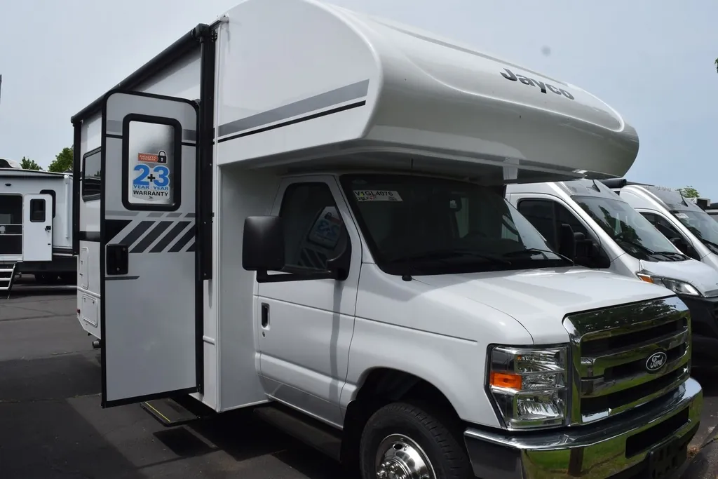 2027 Jayco Redhawk SE 20LF - Photo 3