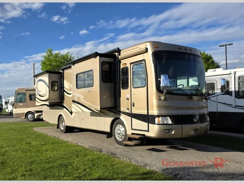 2011 Monaco KNIGHT 36PFT - Main photo