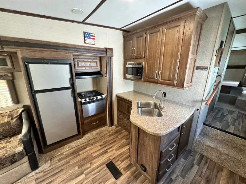 2018 Keystone Cougar XLite 28SGS - Photo 4