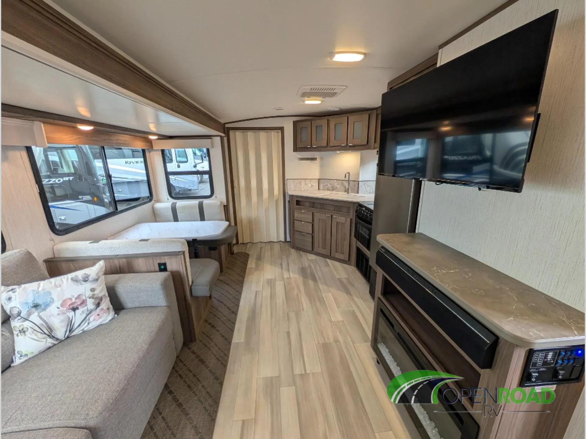 2024 Cruiser RV MPG 2600RB - Photo 3