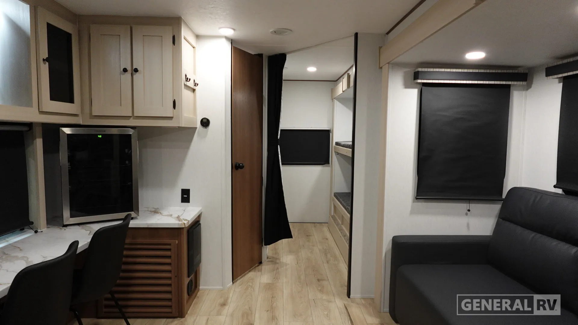 2026 Coachmen Apex Ultra Lite 246BARV - Photo 3