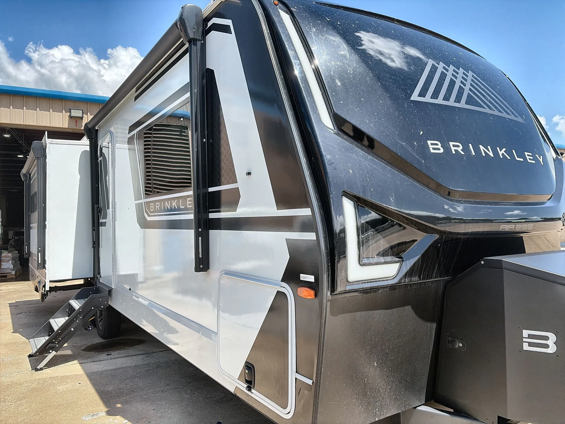 2025 Brinkley Model Z AIR 285 - Photo 2