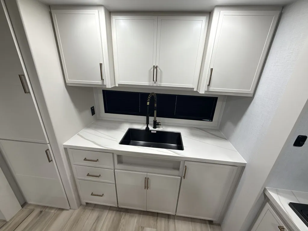 2026 Brinkley Model I 280, Photos photo 18