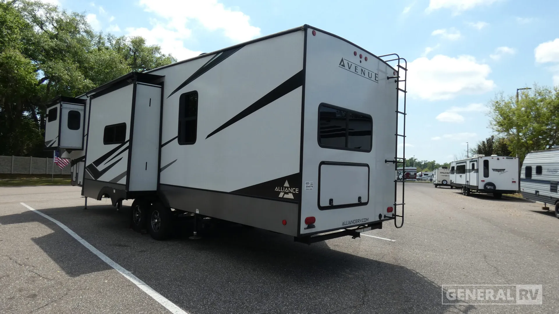 2023 Alliance RV Avenue 36BRM - Photo 4