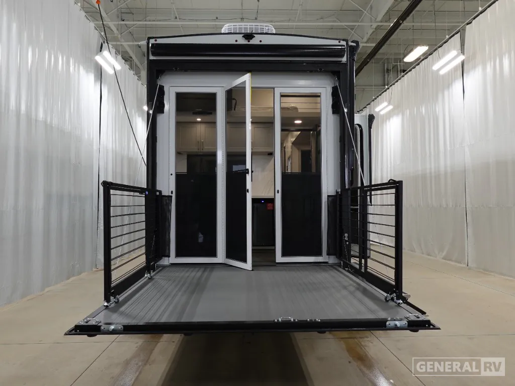 2025 Brinkley Model G 3250, Photos photo 35