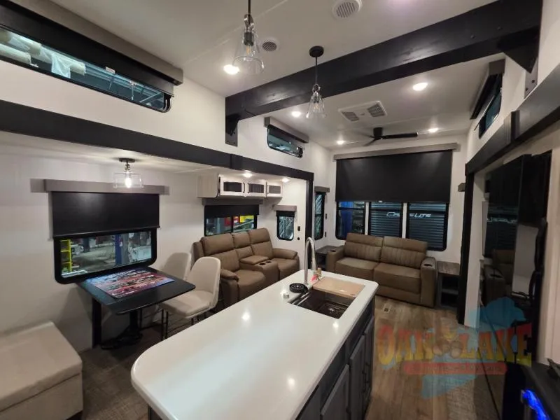 2026 Forest River Puma Vista 401RLFT - Photo 4