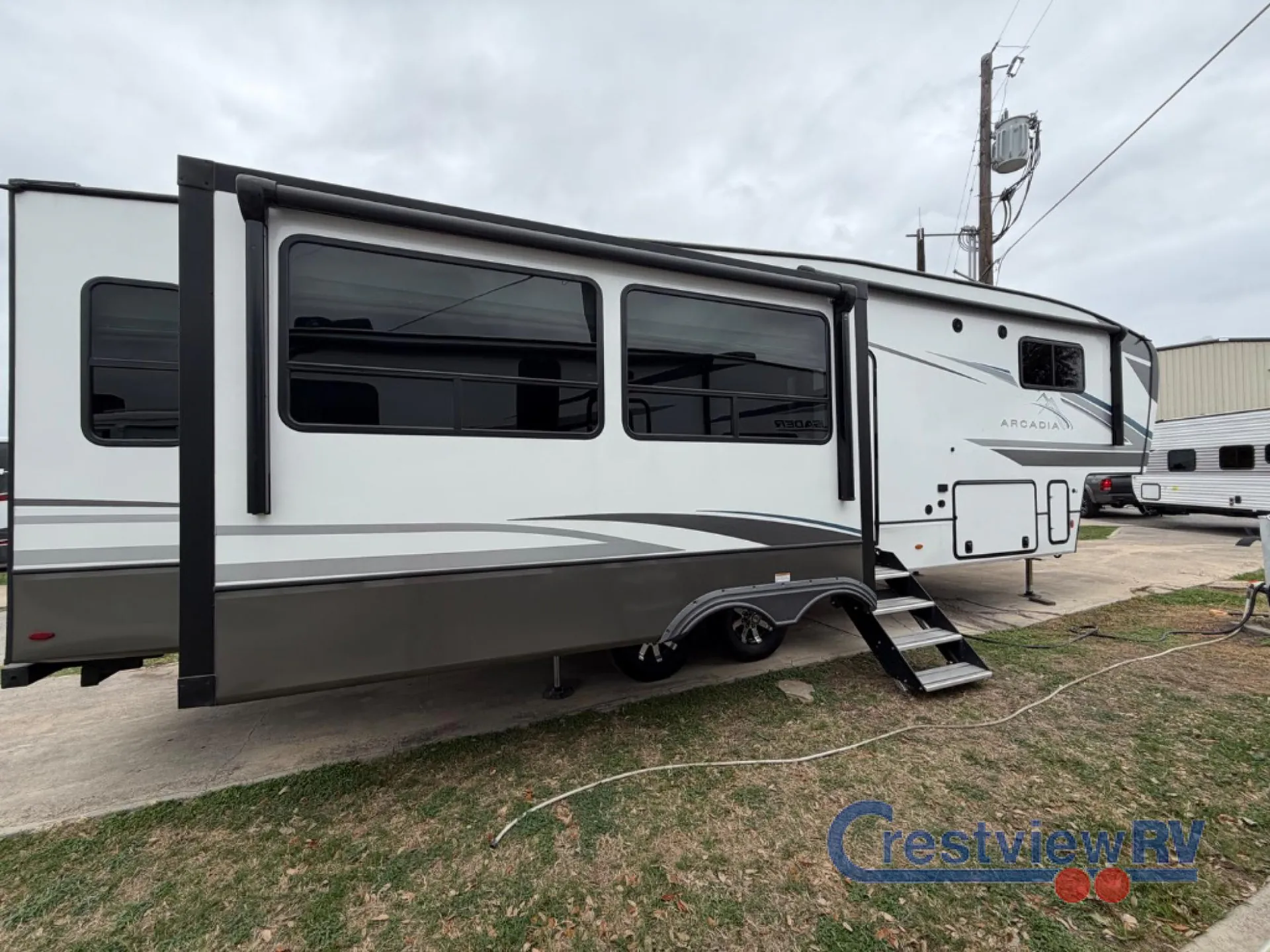 2024 Keystone Arcadia 3260RL - Photo 4