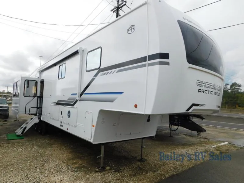2026 Forest River Cherokee Arctic Wolf 3650SUITE - Photo 2