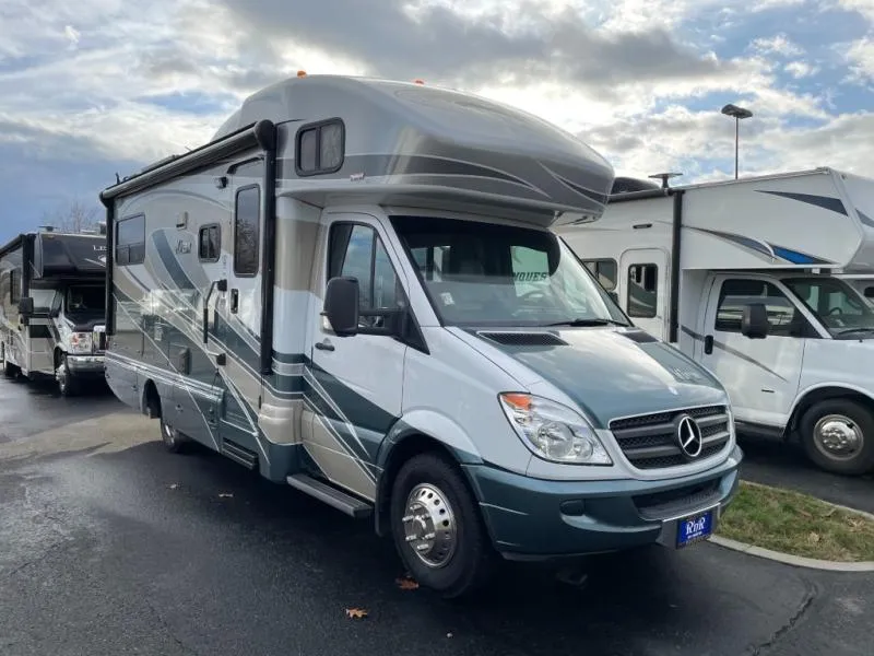 2012 Winnebago View 24J - Photo 2