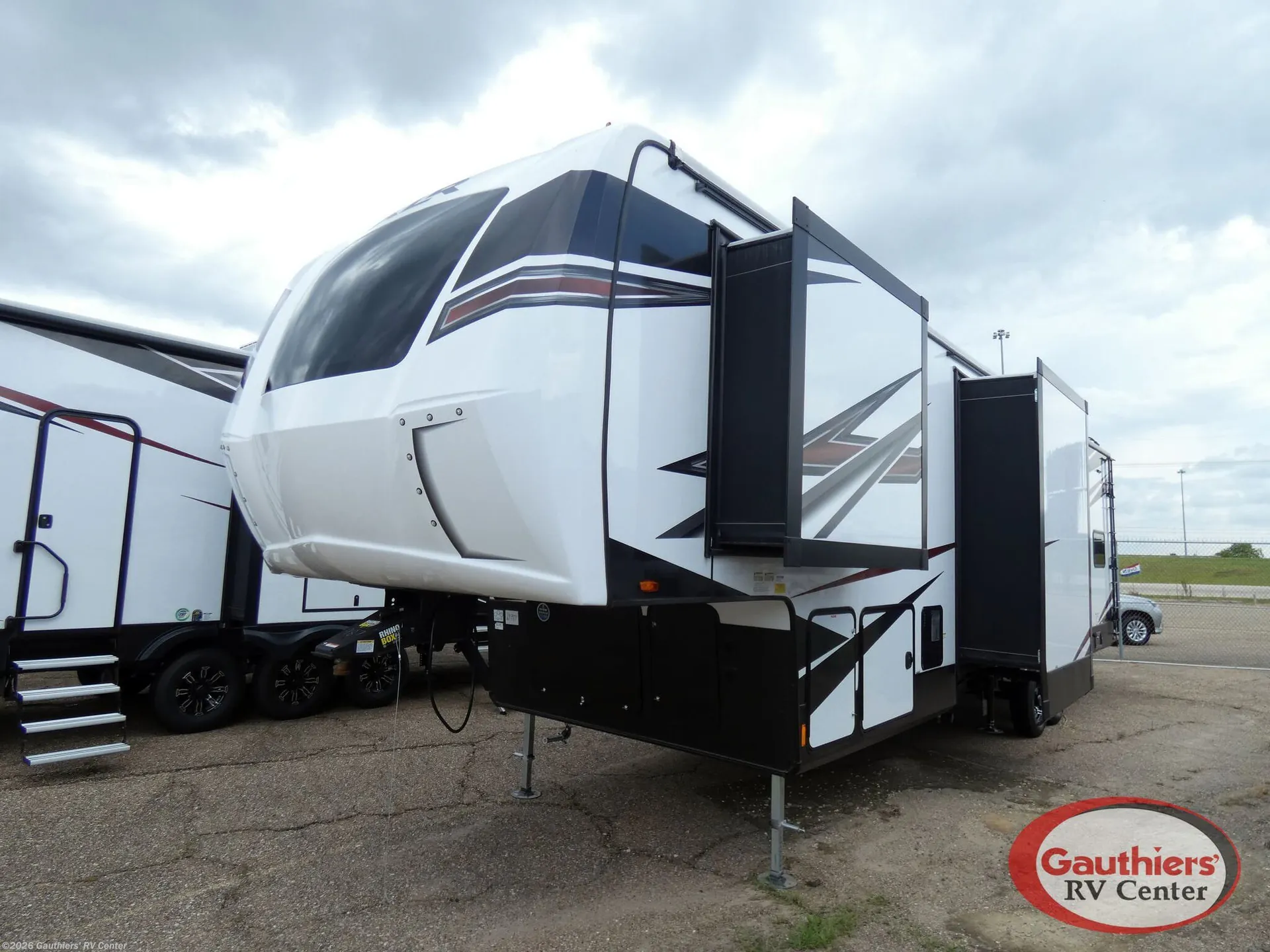 2022 Forest River XLR Nitro 351 - Photo 4