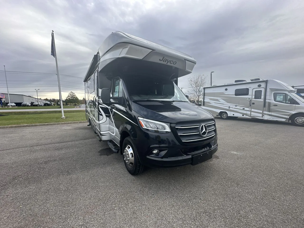2021 Jayco Melbourne Prestige 24LP - Photo 2