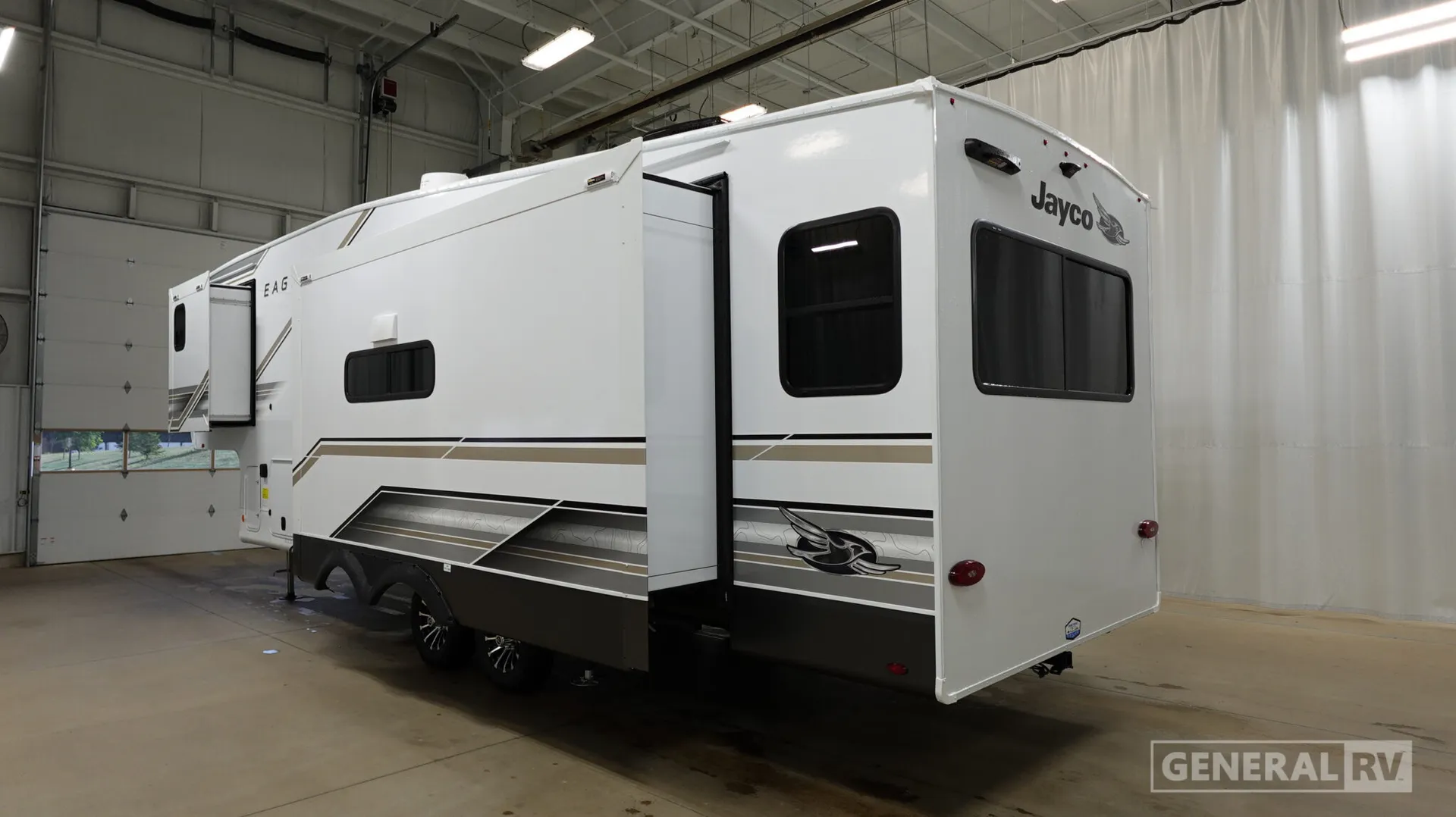 2027 Jayco Eagle SLE 30RLT - Photo 4