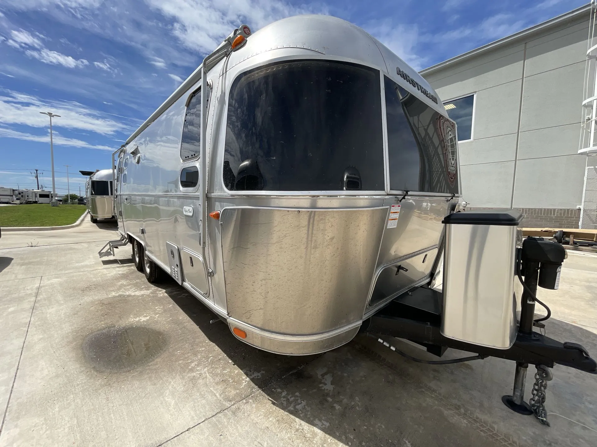 2021 Airstream Flying Cloud 25RB Twin - Photo 2