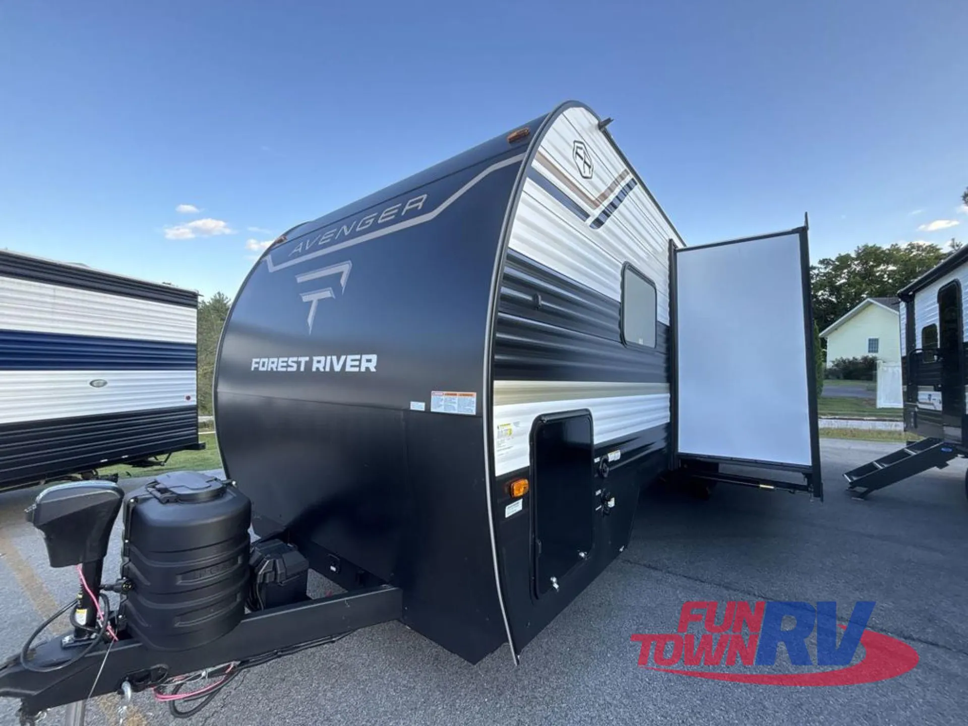 2026 Forest River Avenger 26DBS - Photo 4