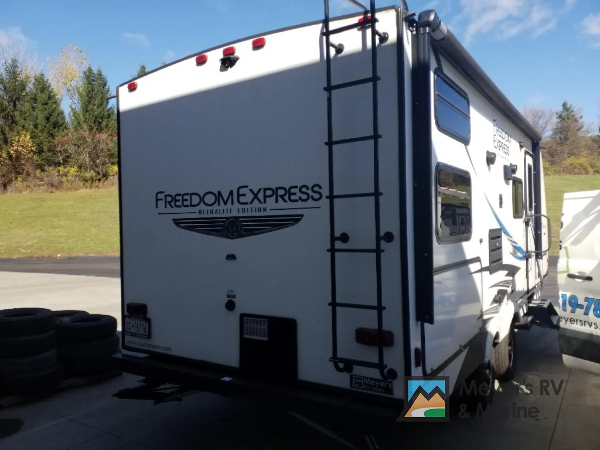 2020 Coachmen Freedom Express Ultra Lite 238BHS - Photo 3