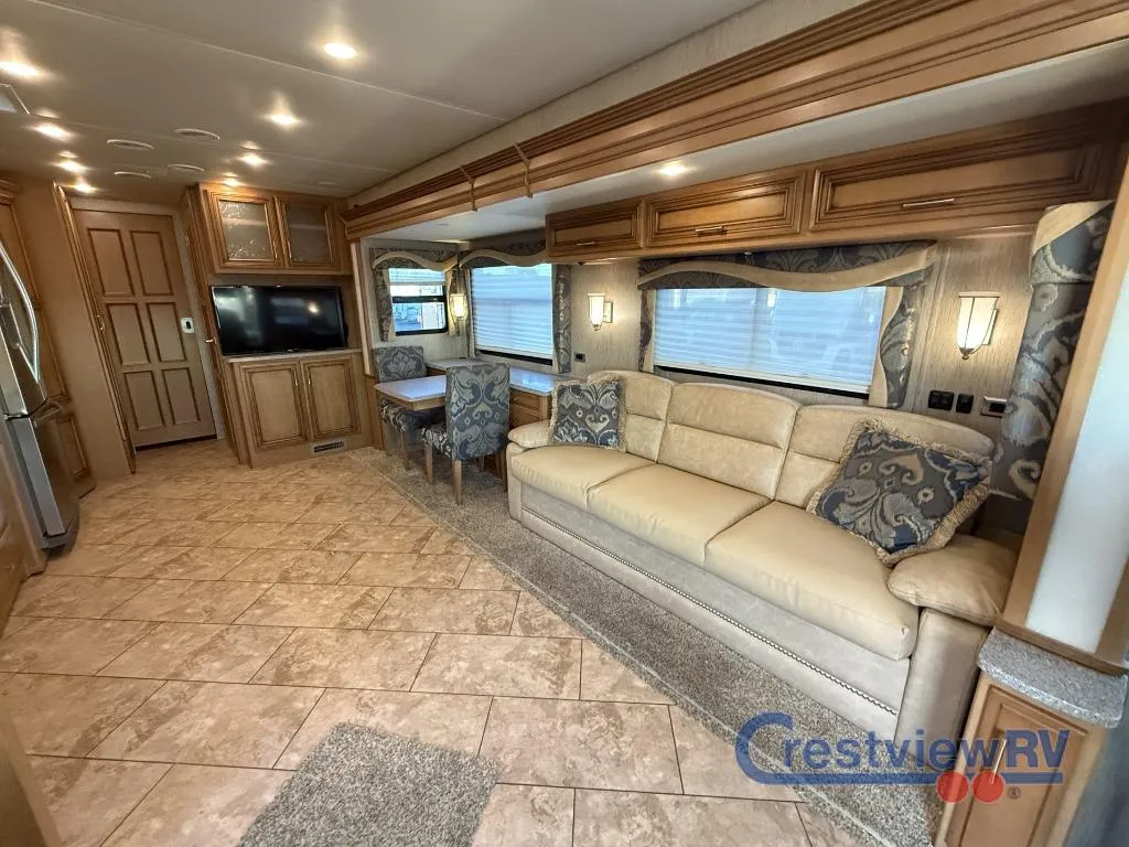 2016 Newmar Canyon Star 3953 - Photo 4