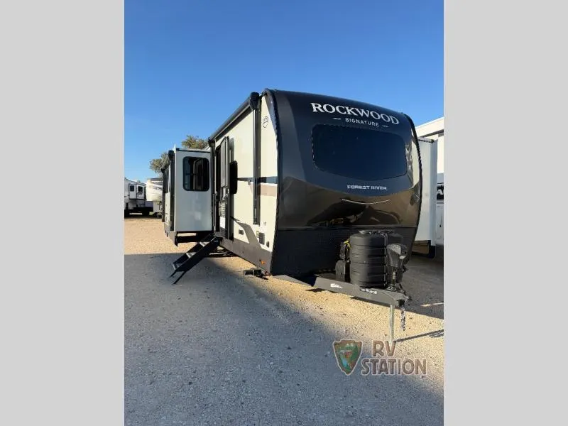 2026 Forest River Rockwood Signature 8336BH - Photo 2