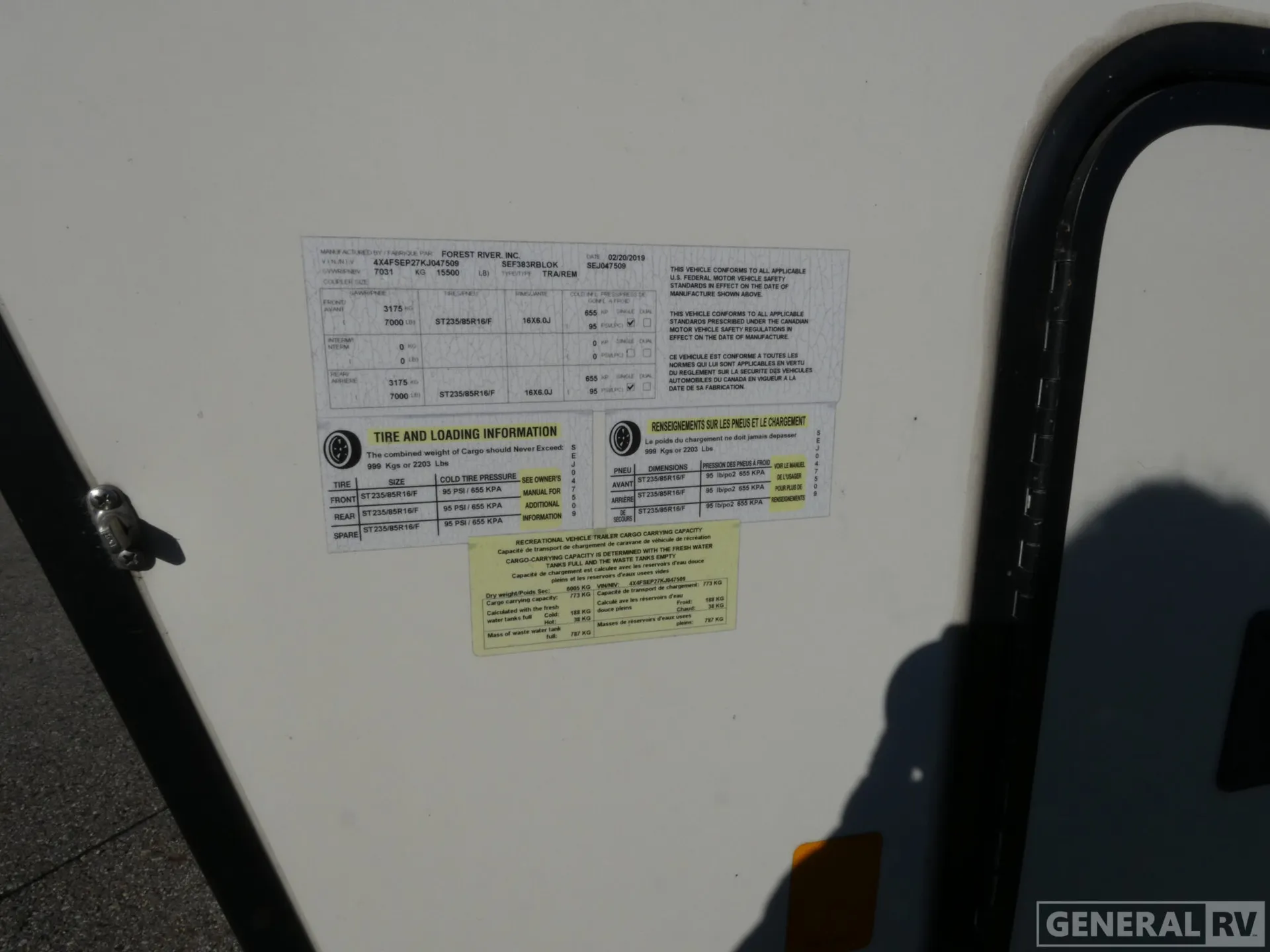 2019 Forest River Sierra 383RBLOK - Photo 4
