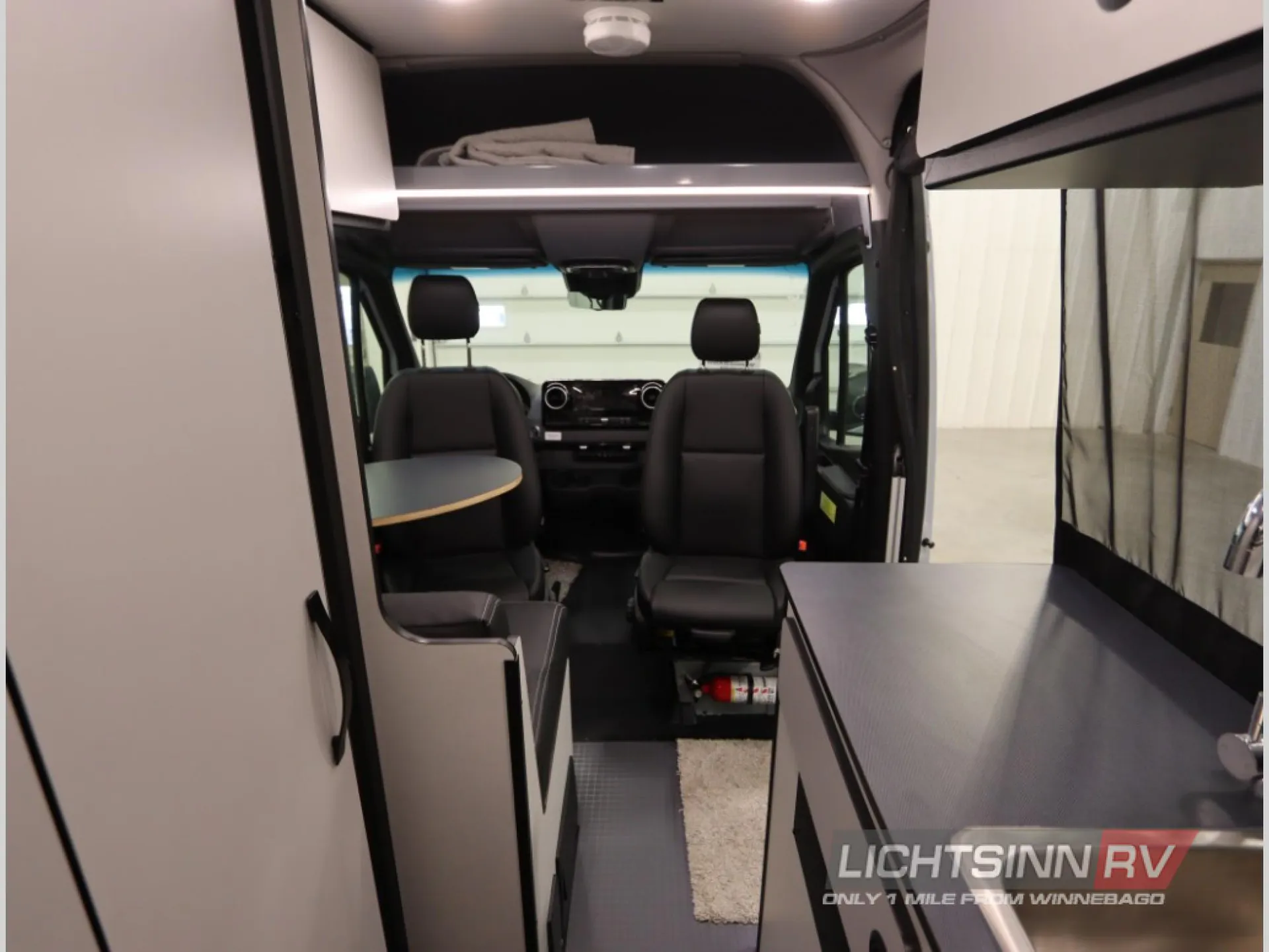 2027 Winnebago Revel Sport 44N - Photo 4