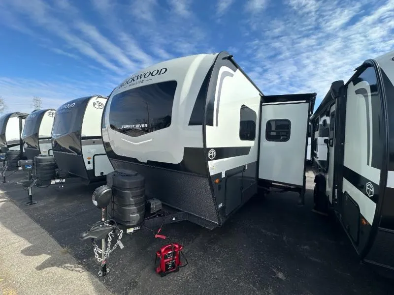 2026 Forest River Rockwood Mini Lite 2205S - Photo 4