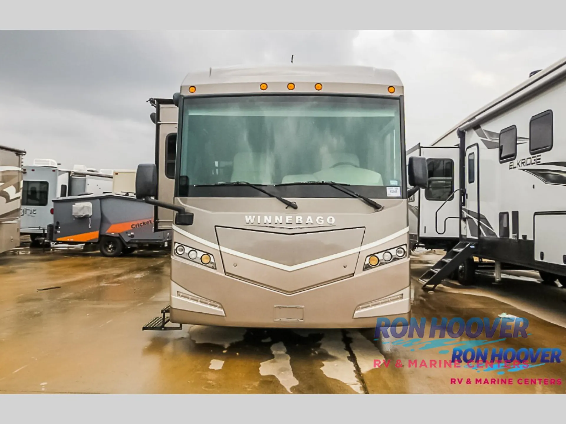 2016 Winnebago Forza 36G - Photo 3