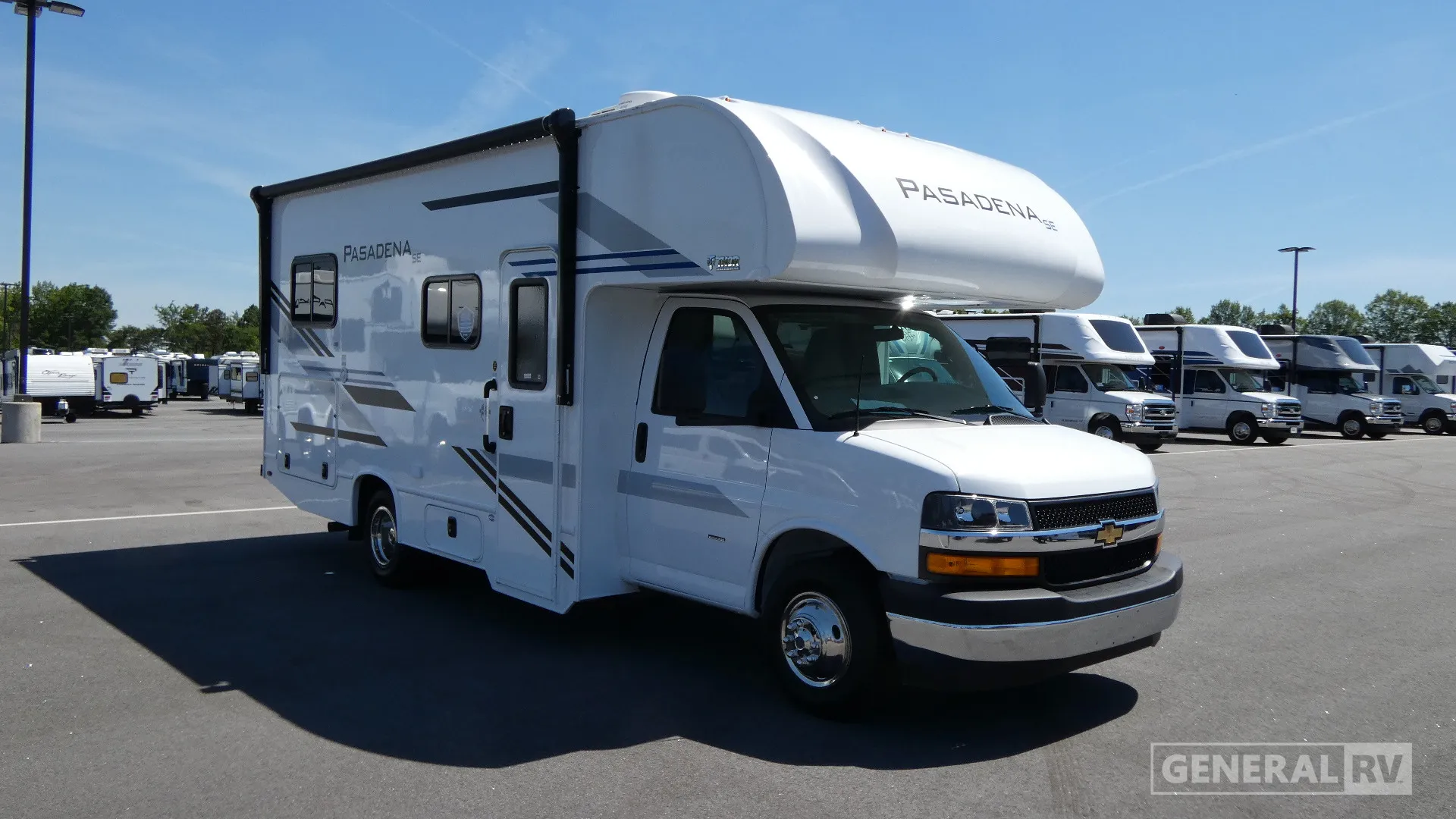 2026 Thor Motor Coach Pasadena SE SE21 Chevy - Photo 2