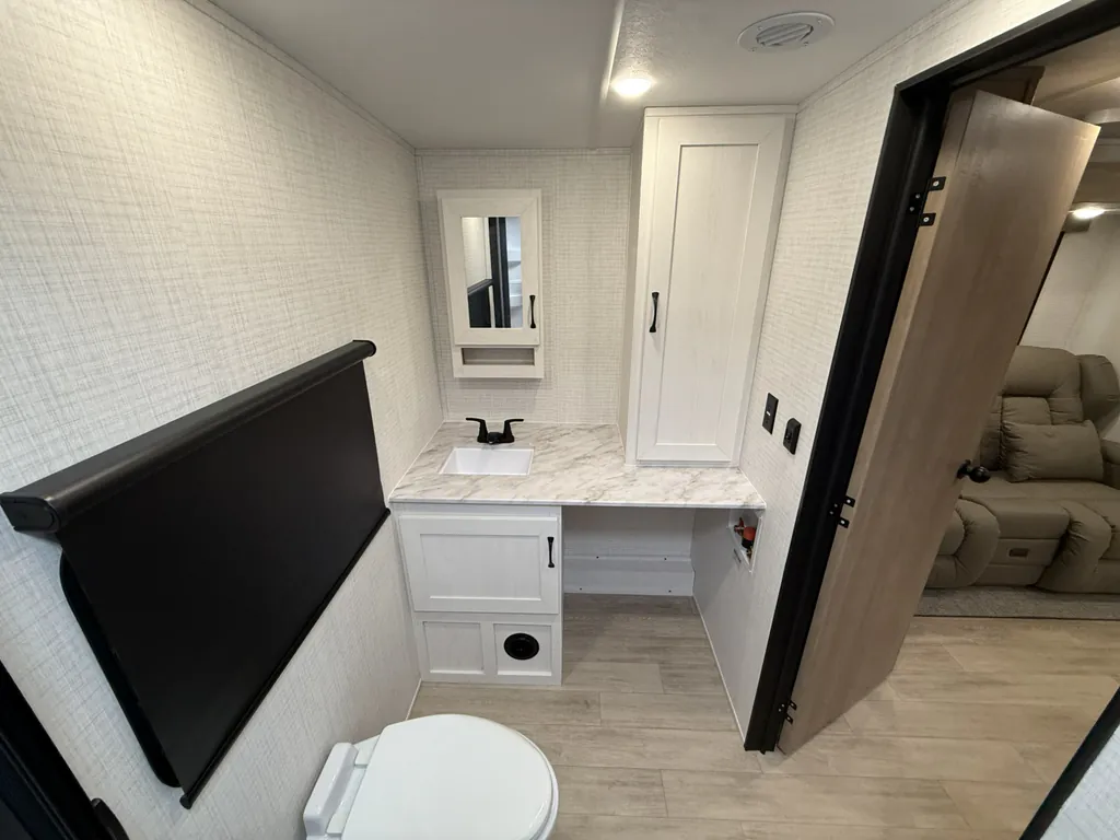 2025 Forest River Solaire 2420RBS, Photos photo 25