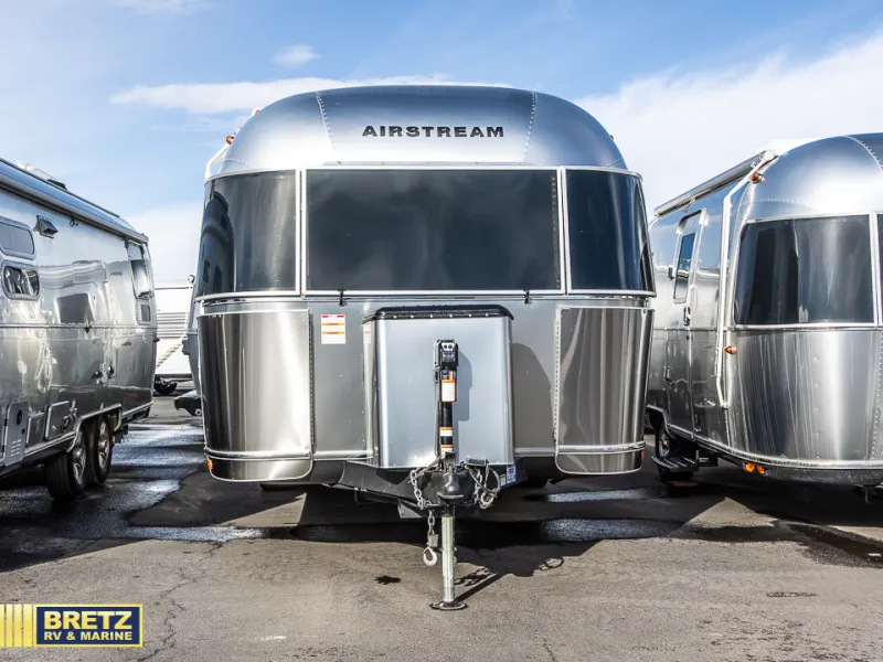 2026 Airstream Flying Cloud 25FB - Photo 3