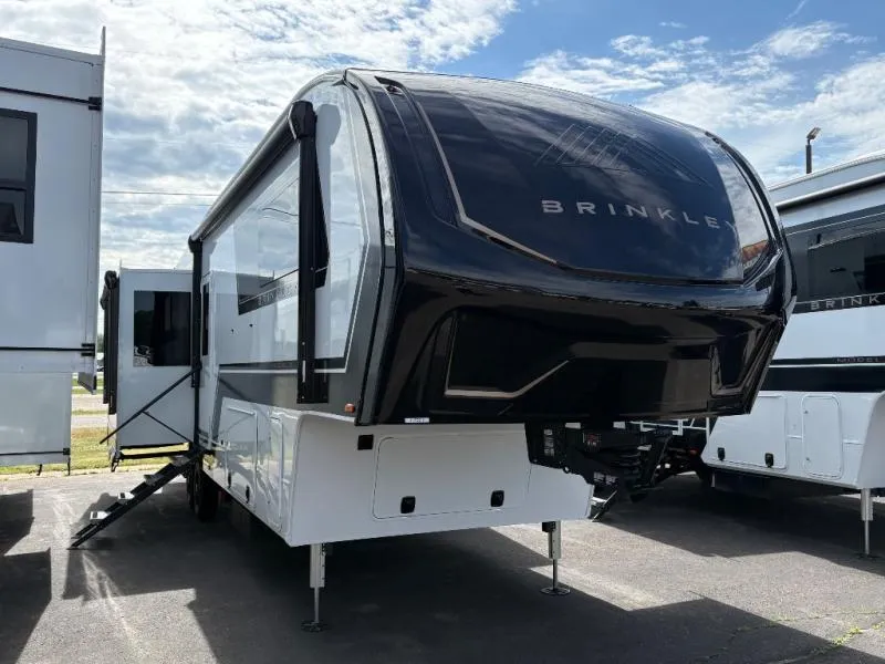 2027 Brinkley Model Z New    3200 - Main photo