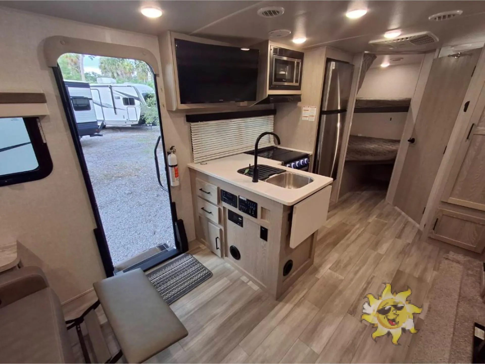 2022 Forest River Rockwood Mini Lite 2509S - Photo 4