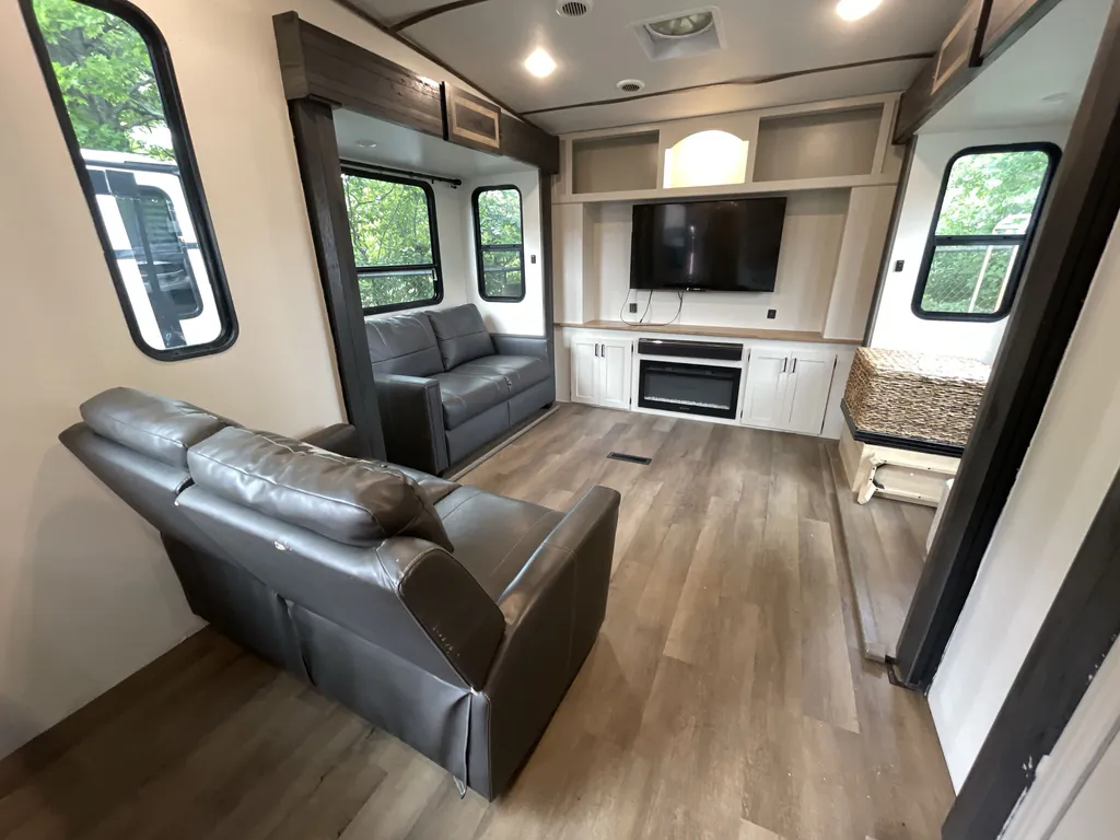 2020 Keystone Sprinter Limited 3531FWDEN, Photos photo 7