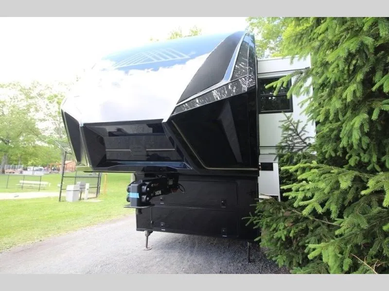 2025 Brinkley Model G 3250 - Photo 4