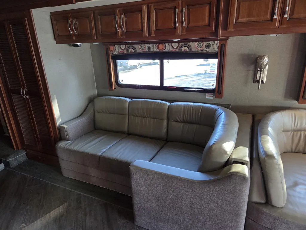 2016 Fleetwood Pace Arrow LXE 38K, Photos photo 21