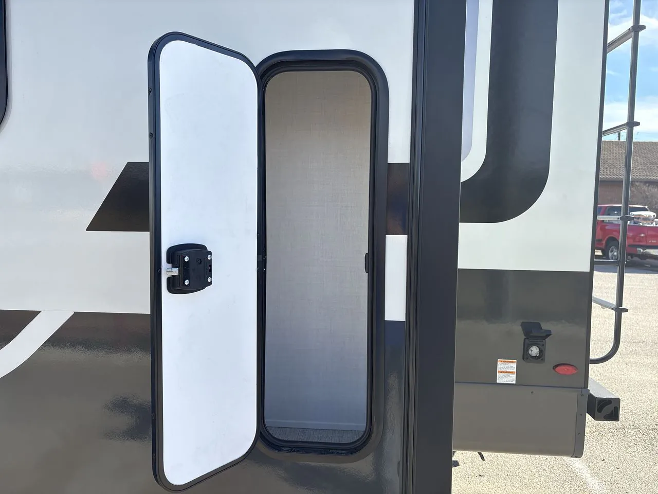 2026 Forest River Rockwood Mini Lite 2515S - Photo 3