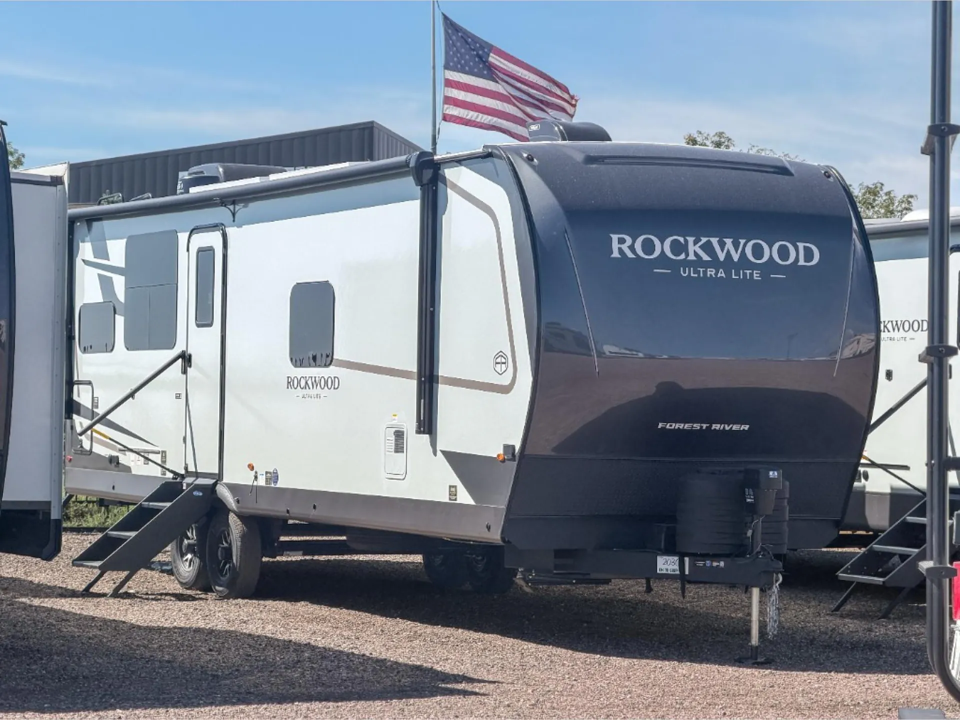 2027 Forest River Rockwood Ultra Lite 2711RK