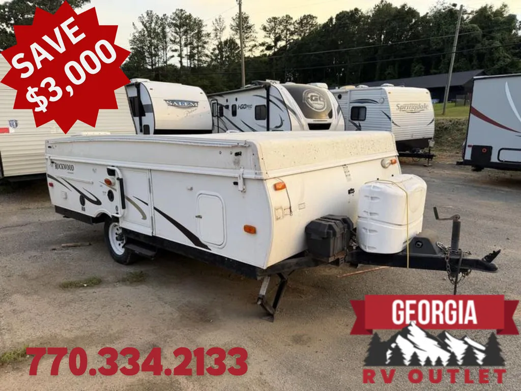 2012 Forest River Rockwood Freedom 2318G - Photo 2