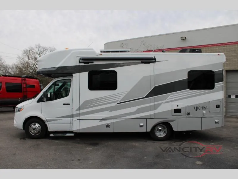 2025 Renegade RV Vienna 25TBC - Photo 3