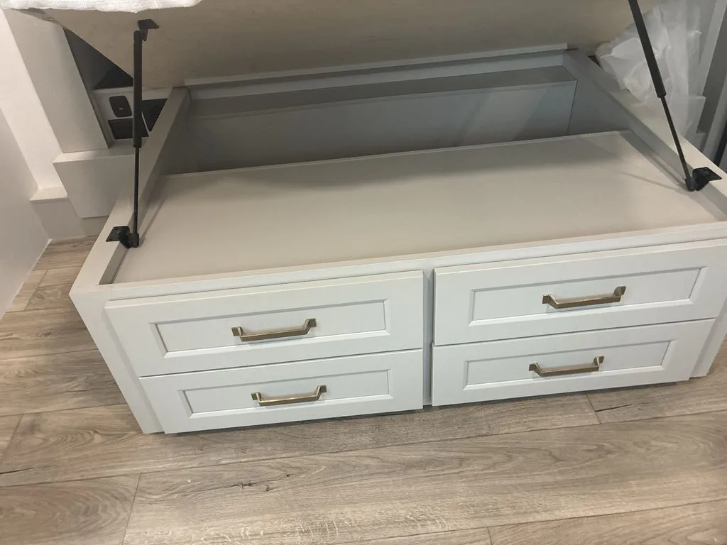 2026 Brinkley Model G 3950, Photos photo 21