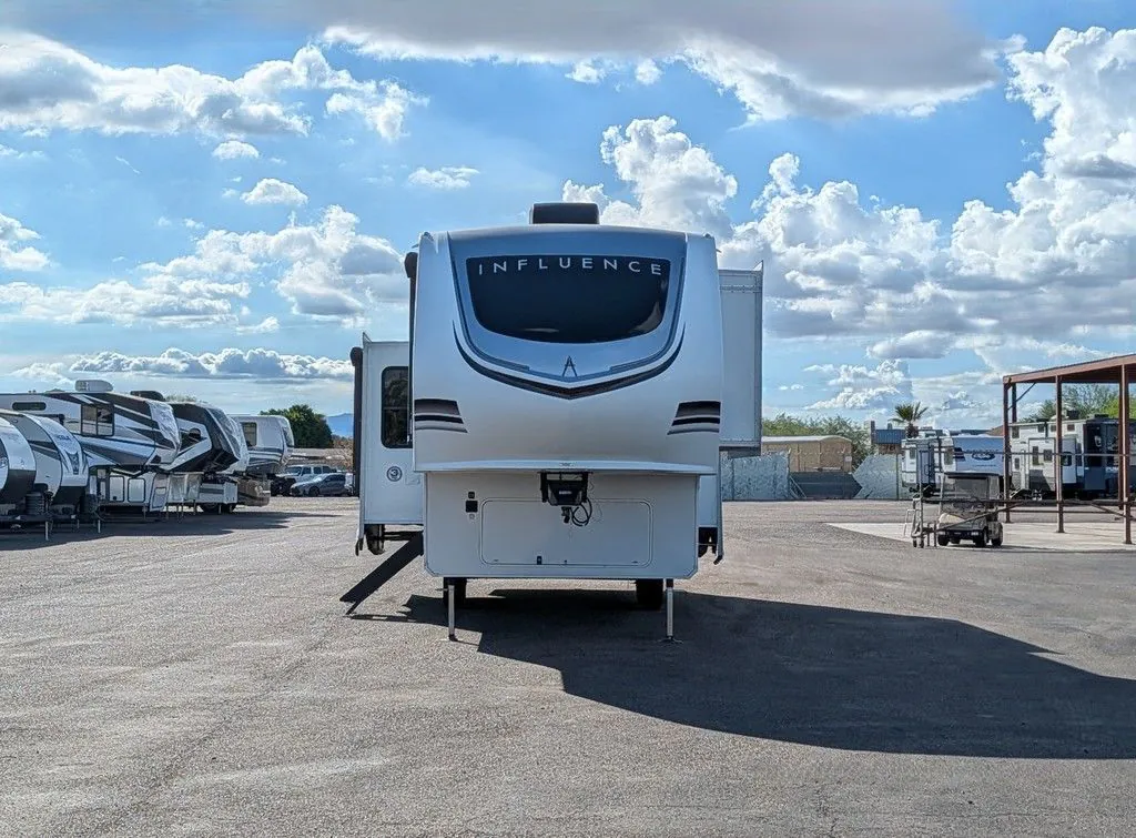 2024 Grand Design Influence 2903RL - Photo 4