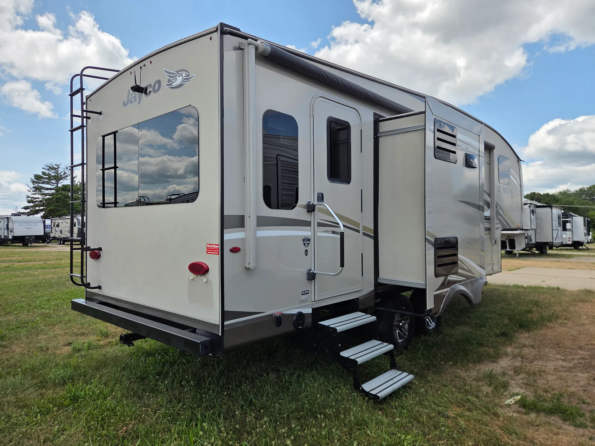 2017 Jayco Eagle HT 245CKTS - Photo 3