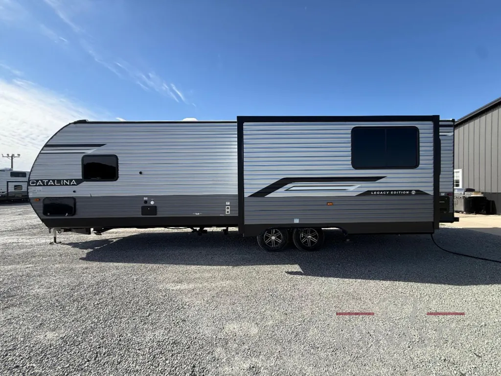 2026 Coachmen Catalina Legacy Edition 283RNR, Photos photo 9