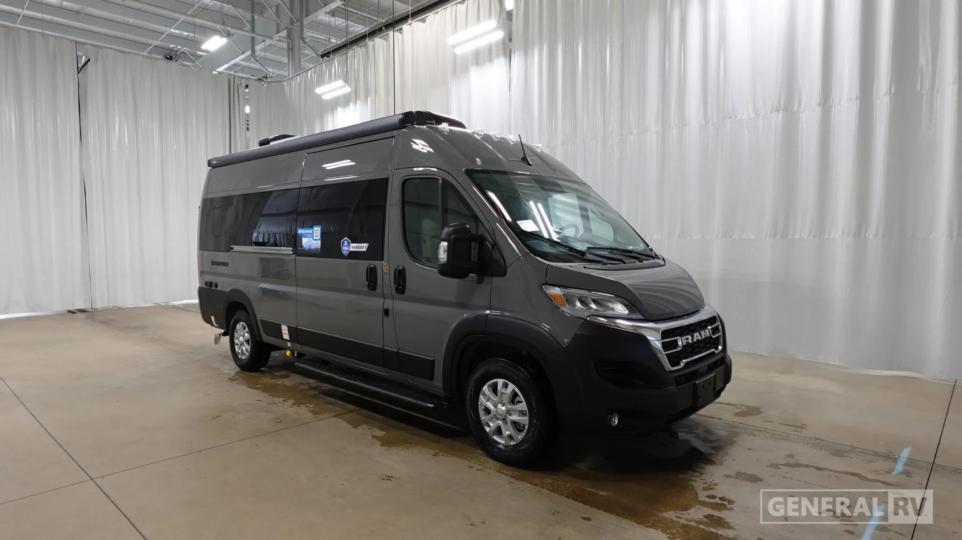 2027 Thor Motor Coach Sequence 20Y - Photo 2