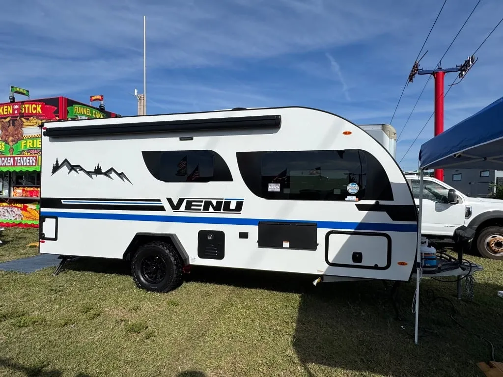 2026 Encore RV VENU 17QB - Photo 2